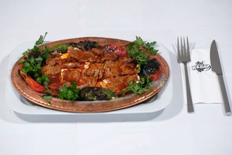 Yoğurtlu Kebap (Kıymadan) görseli