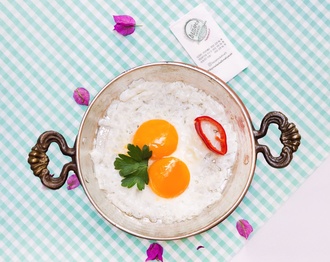 Sahanda Göz Yumurta görseli