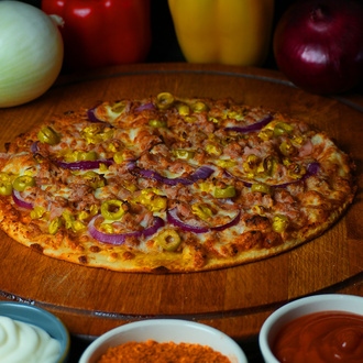 Ton Balıklı Pizza (Orta Boy) görseli