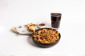 Karidesli Noodle Menü görseli