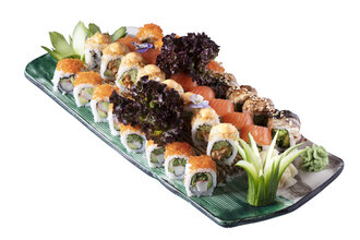 Sushi Deluxe (32 Pcs.) görseli