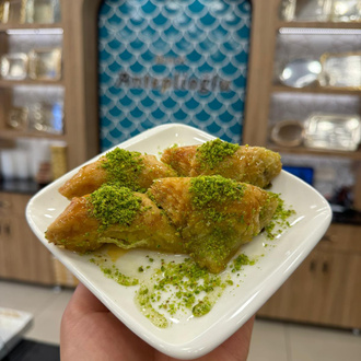 Fıstıklı Şöbiyet (3 Adet) görseli