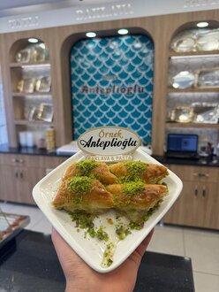 Fıstıklı Şöbiyet (3 Adet) görseli