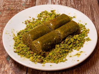 Fıstıklı Dolama (1 Kg) görseli
