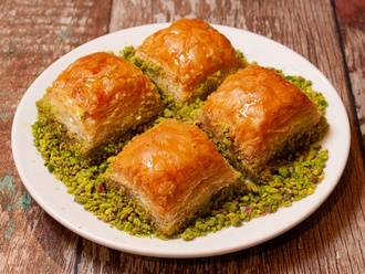 Fıstıklı Kuru Baklava (1 Kg) görseli