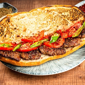 Tam Ekmek Köfte görseli