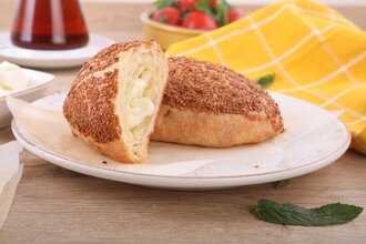 Kaşarlı Susamlı Poğaça görseli