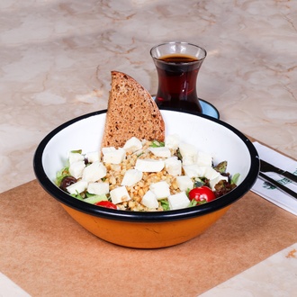 Siyez Dövmeli Ezine Peynirli Salata görseli
