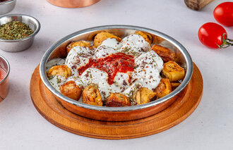 Tavuklu Közde Mantı görseli