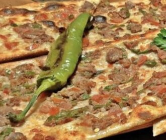 Konya Bıçak Arası Pide + Ayran görseli