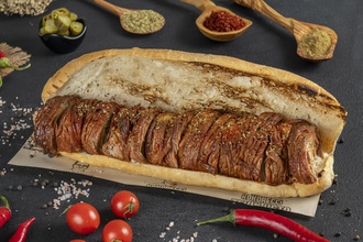 Tam Ekmek Arası Roket Kokoreç görseli