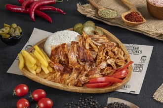 Pilav Üstü Tavuk Döner görseli