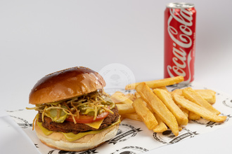 Chicken Burger Menü görseli
