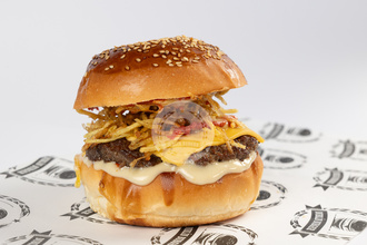 Royal Burger görseli