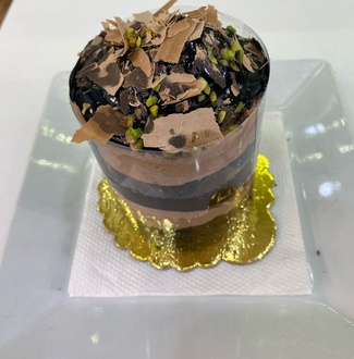 Profiterollü Pasta görseli