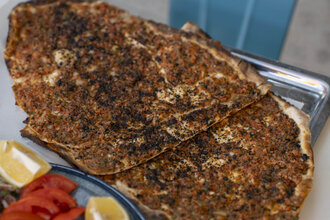 İsotlu Lahmacun görseli