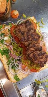 Ekmek Arası Izgara Köfte görseli