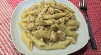 Kremalı Tavuklu Makarna görseli
