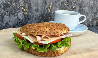 Füme Kaşarlı Simit Sandviç görseli