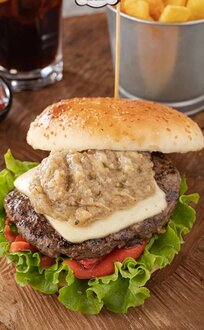 Köz Patlıcanlı Burger görseli