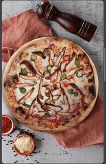 Çıtır Tavuklu Jalapenolu Pizza görseli