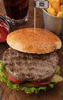 Big Baker Anne Burger görseli