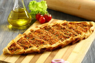 Kuşbaşılı(antrikot) Pide görseli