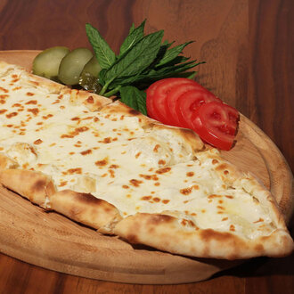 Kaşarlı Pide . görseli