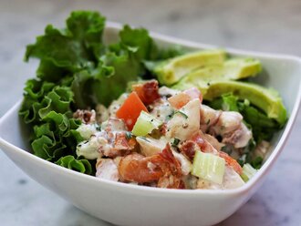 Tavuklu Yeşil Salata görseli