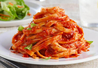 Sebzeli Domates Soslu Tagliatelle görseli