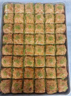 Fıstıklı Baklava (Küçük Tepsi) (2,4 Kg.) görseli