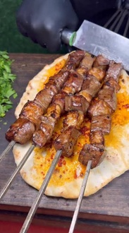 3'Lü Ciğer Şiş Dürüm + 1 Litre Kola Menü görseli