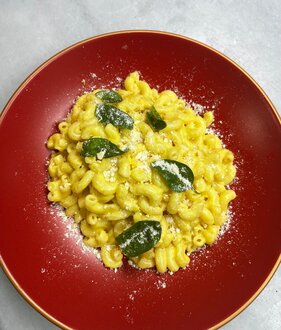 Classic Mac & Cheese görseli