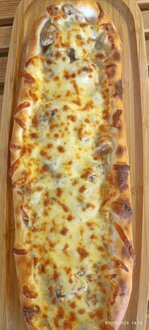 Kaşarlı Mantarlı Pide görseli
