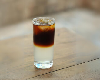 Iced Honey Long Black görseli