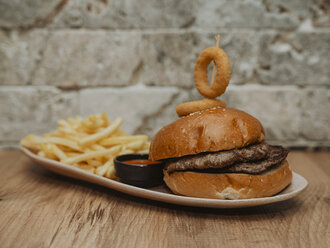 Double Burger görseli