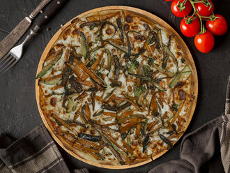 Sebzeli Vejeteryan Pizza (Orta Boy) görseli