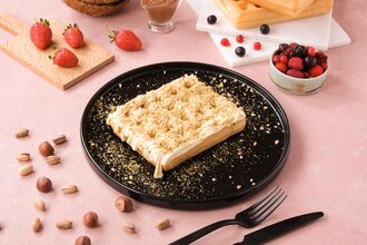 Beyaz Çikolatalı Jumbo Waffle görseli