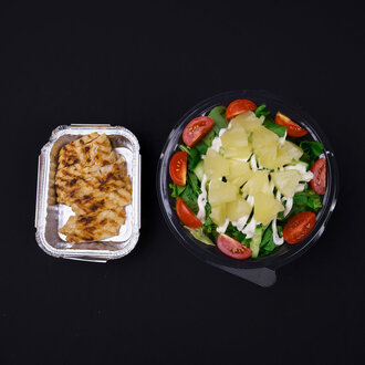 Tavuklu Ananas Salatası görseli