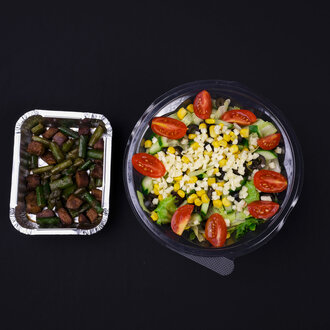 Kuşkonmazlı Etli Salata görseli