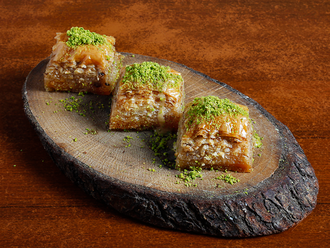 Cevizli Baklava (3 Adet) görseli