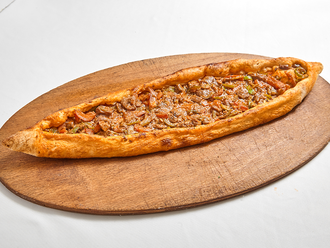 Kuşbaşılı Pide görseli