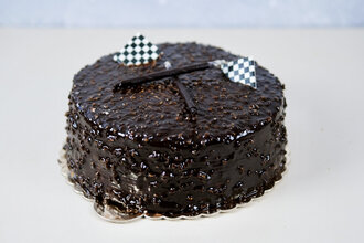 Çikolatalı Pasta (Büyük Boy) görseli