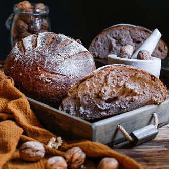 Cevizli Ekşi Mayalı Köy Ekmeği görseli