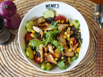 Kinoa Tavuk Salata görseli