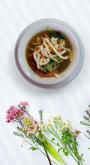 Tavuklu Sebzeli Udon Çorba görseli