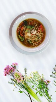 Karidesli & Sebzeli Ramen Çorbası görseli