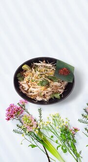 Pad Thai Tavuk görseli