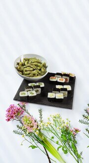 Vegan Maki Set (18 Pcs.) & Edamame görseli
