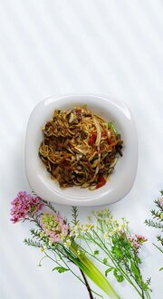 Dana Etli Sebzeli Erişte görseli